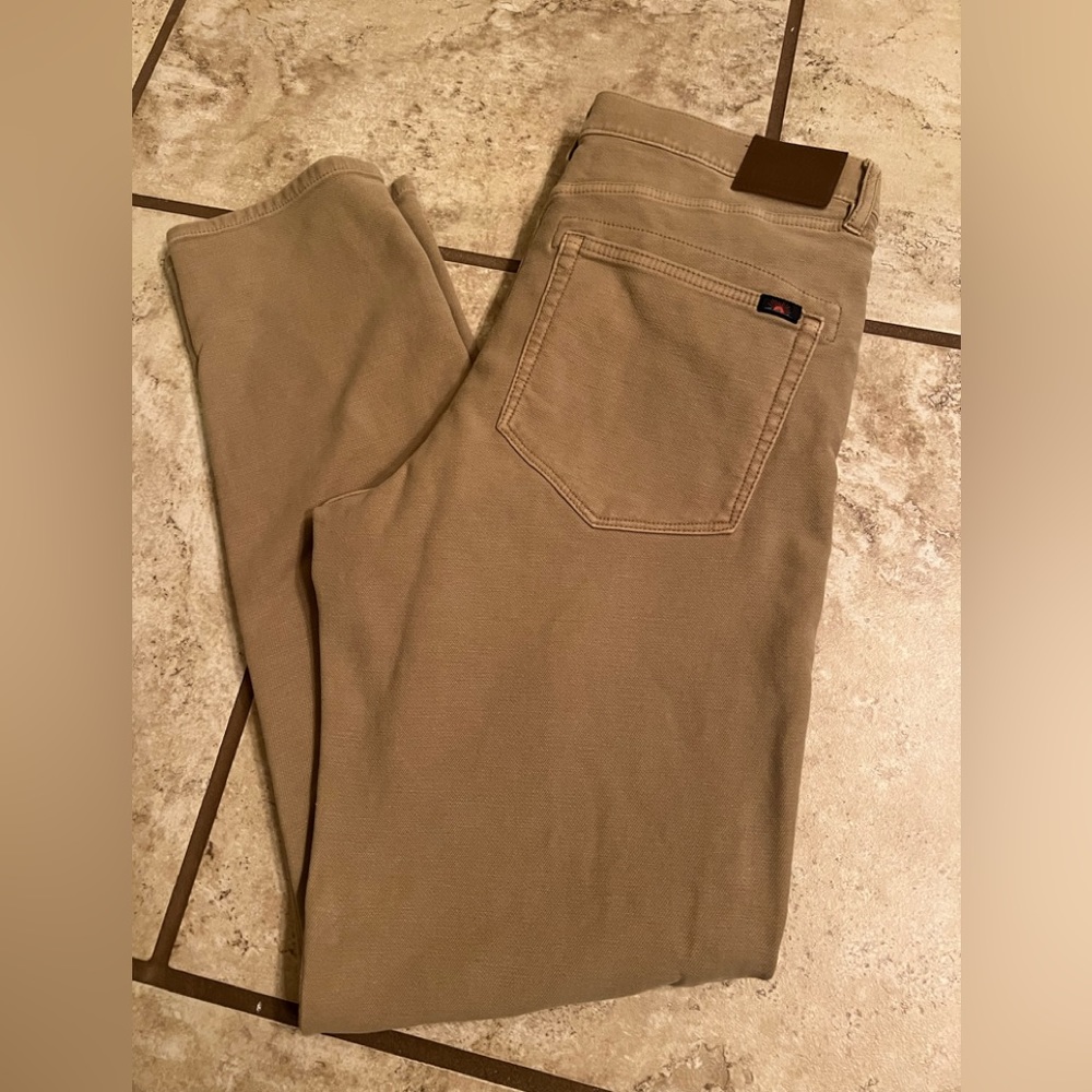 Faherty pants. Size 34x32.